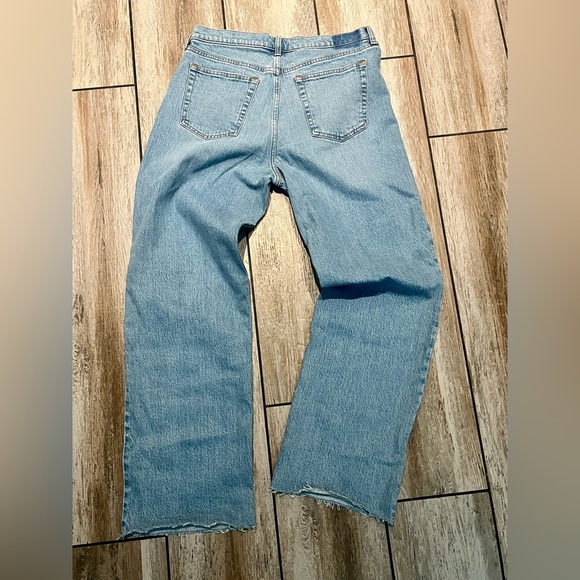 Low Rise Baggy Jeans - Picture 6 of 6